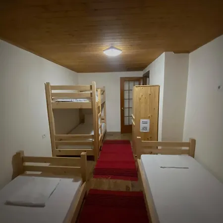 Teo's Guest house *
