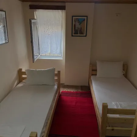 Teo's Guest house Berat
