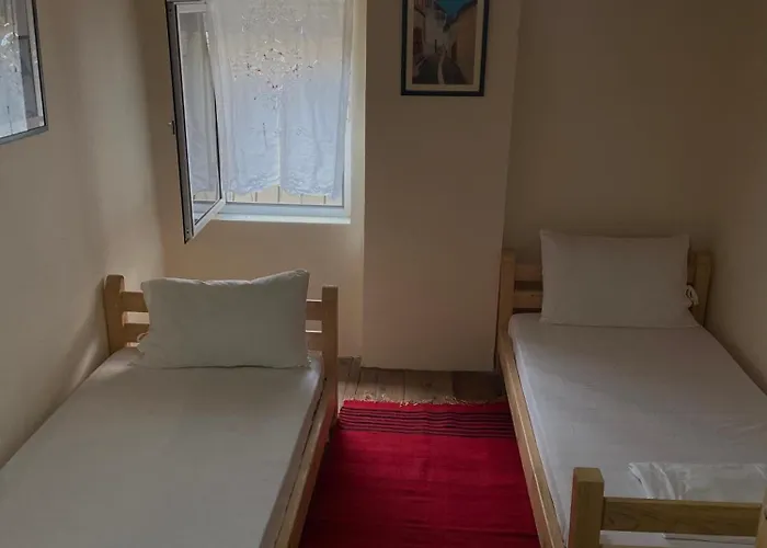 Teo's Pensjonat Berat